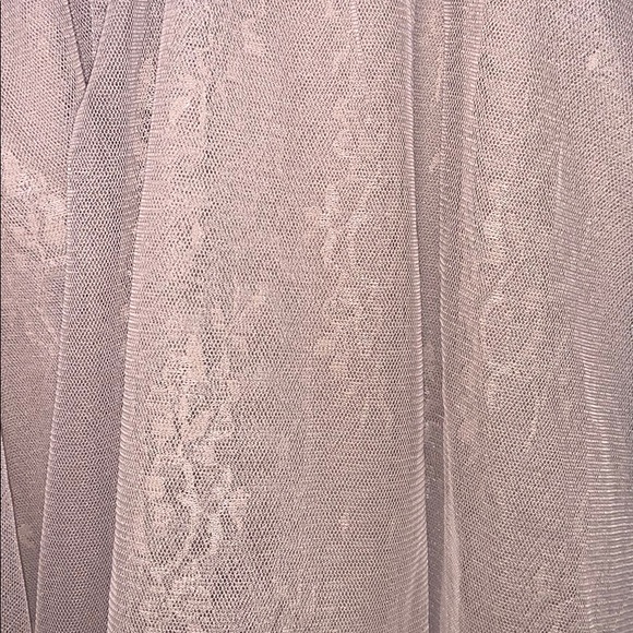 Beautiful rose coloured tulle skirt! - Picture 2 of 5